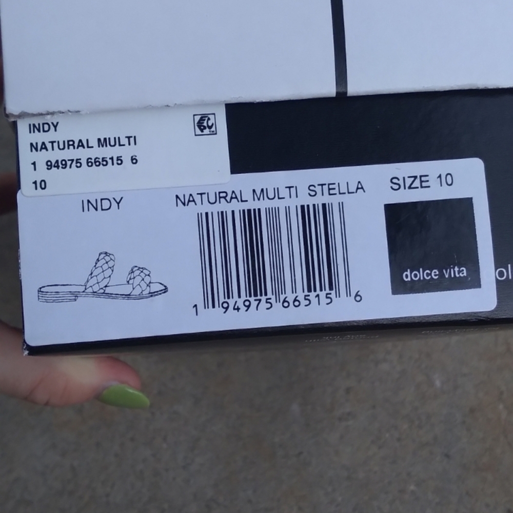 Dolce Vita Natural Stella Flats - Picture 6 of 6